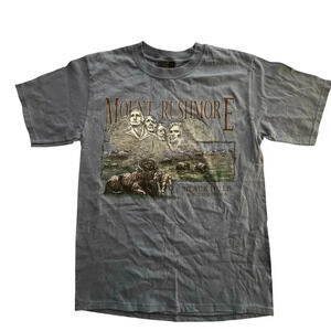 VINTAGE x  Prairie Mountain Mount Rushmore Souvenir T-Shirt Size M Mens womens